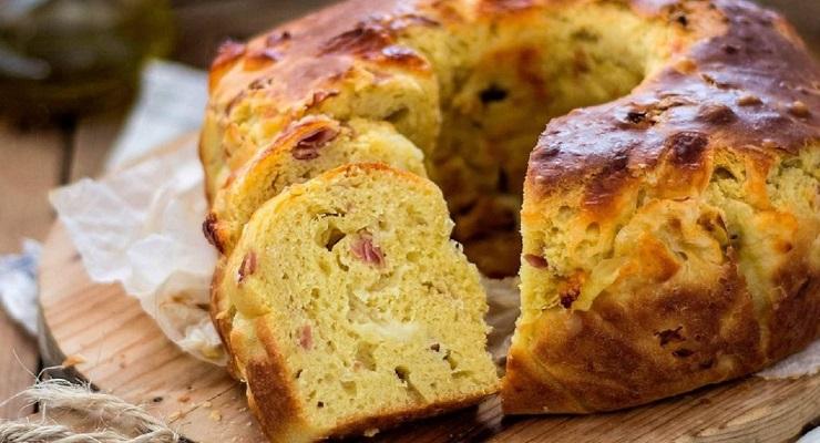 Focaccia con lievito istantaneo senza formaggio in friggitrice ad aria