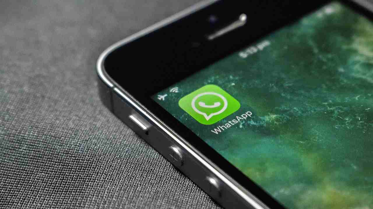 WhatsApp sente la concorrenza di Telegram