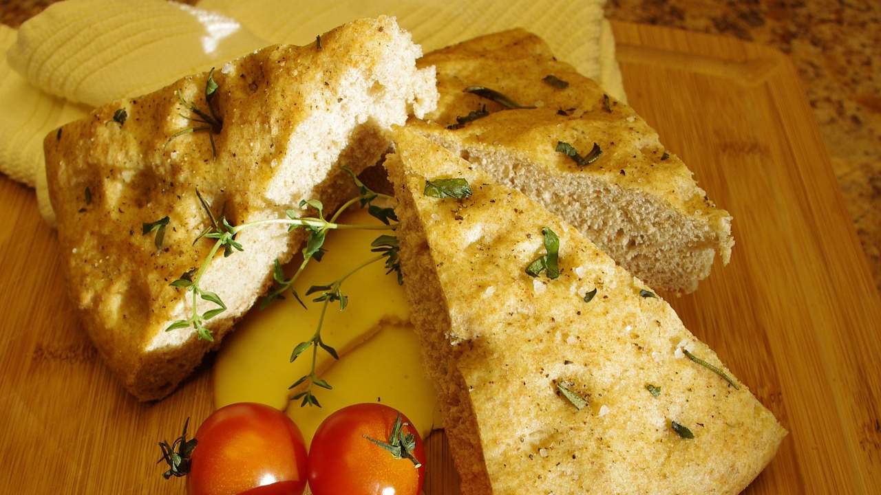 Focaccia bianca ricetta