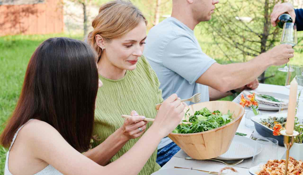 alimento proteggere occhi dal sole