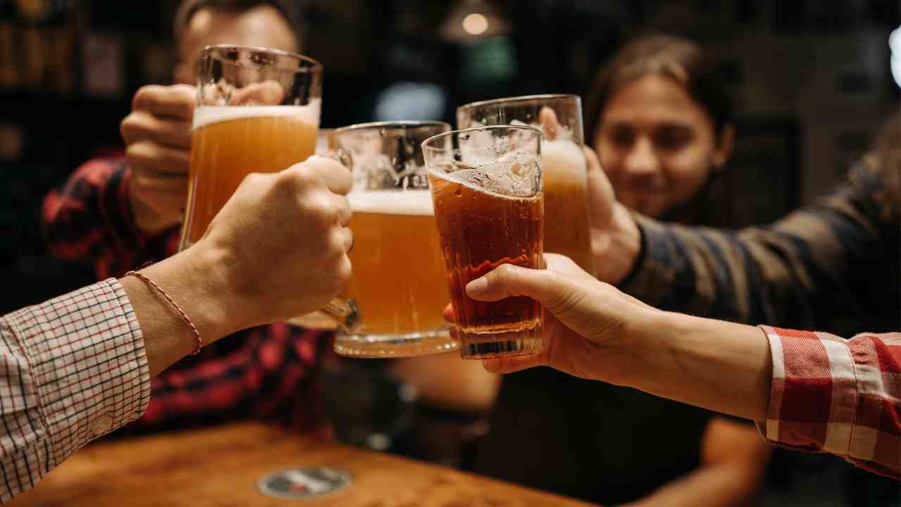 si può bere la birra a dieta effetti cosa succede benefici