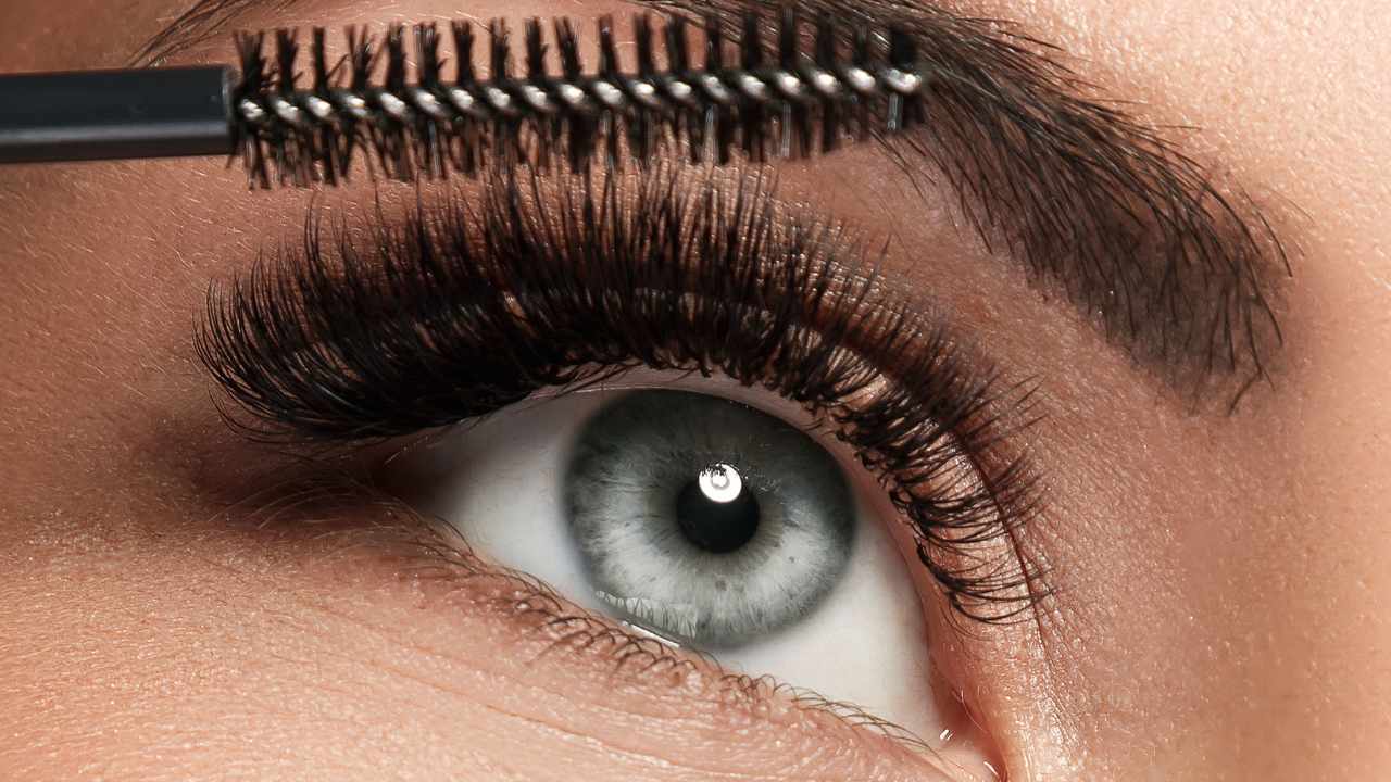 Ciglia lunghissime usa così mascara