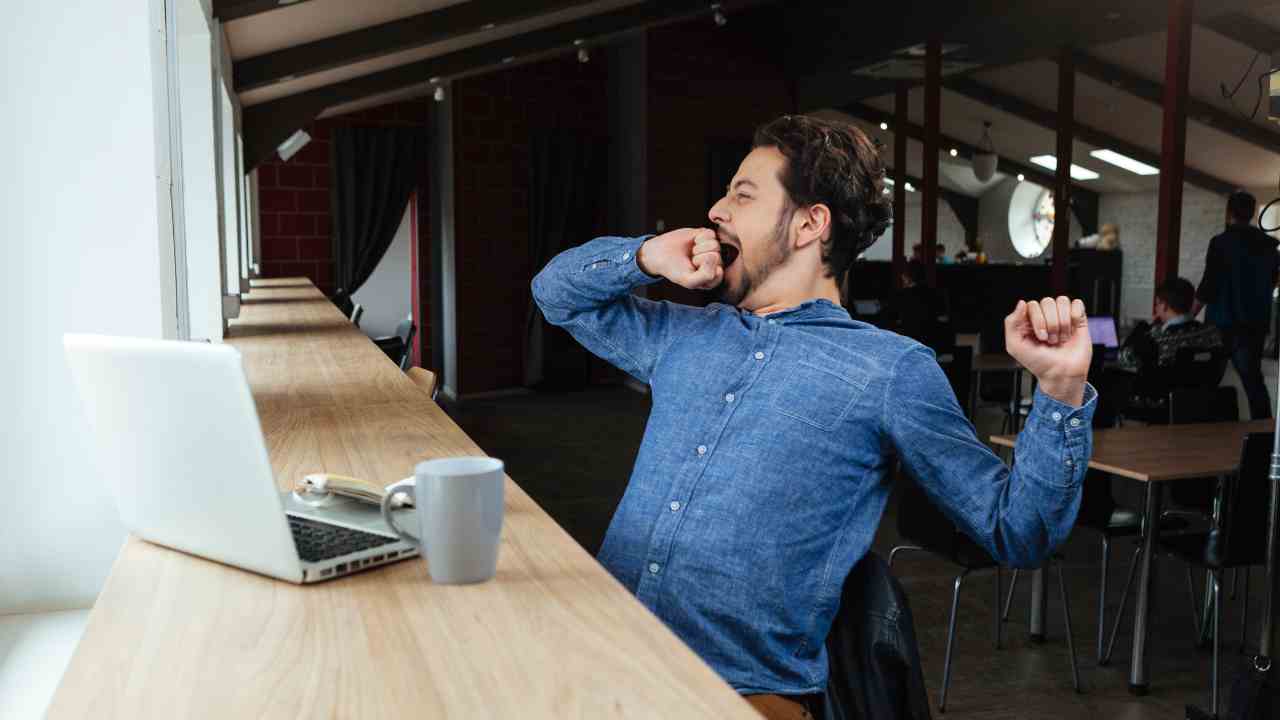 sbadiglio perché è contagioso motivo empatia