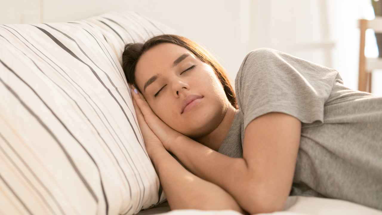 sonno il pomeriggio sempre cause voglia di dormire