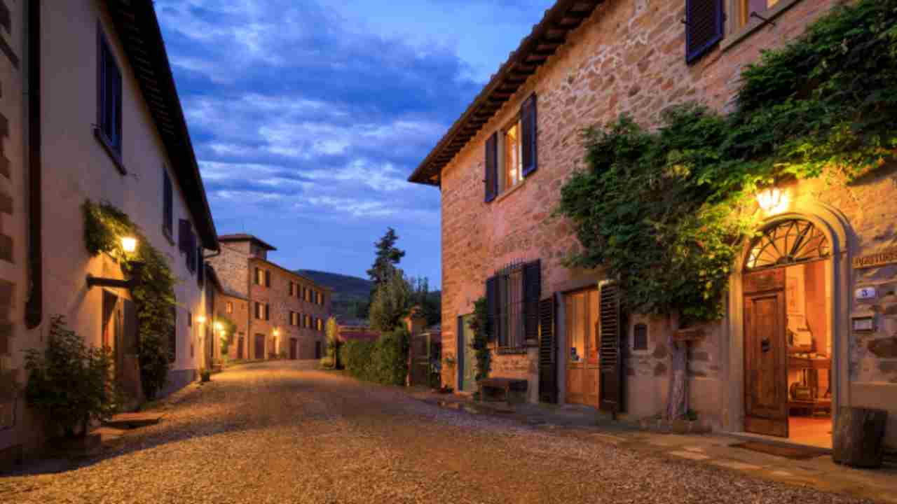 borgo in campania conza prezzi cosa vedere dove andare hotel