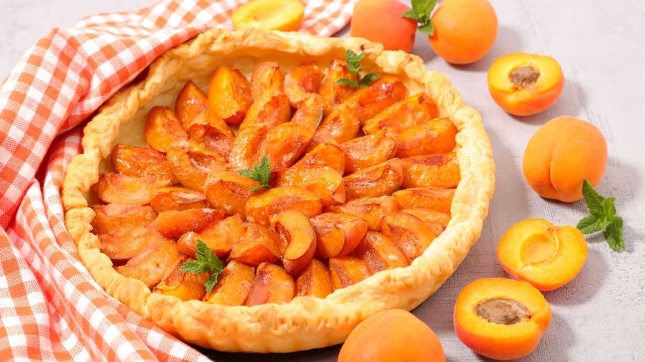 crostata di albicocche