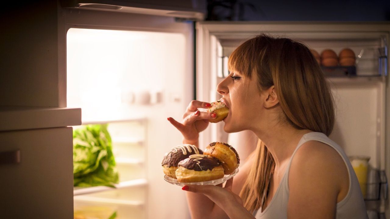 spuntino mezzanotte ingrassare