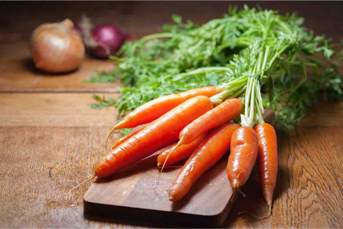 Ciuffi di carote, non buttarli