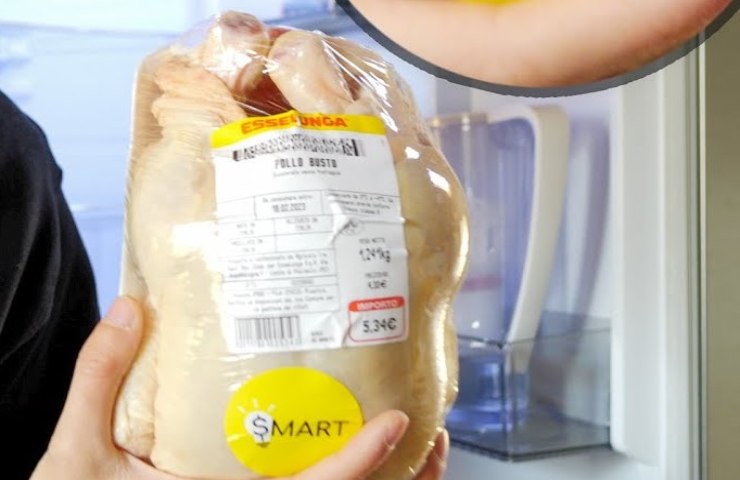 Pollo Esselunga con segni di ustioni e strisce bianche, le segnalazioni dei consumatori