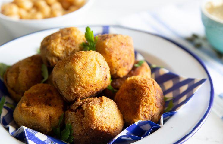 Polpette di albumi croccanti ricetta