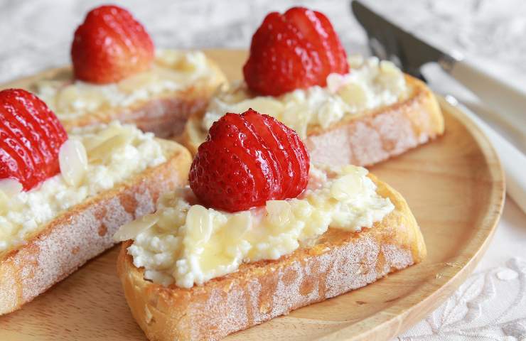 dolce ricotta e fragole