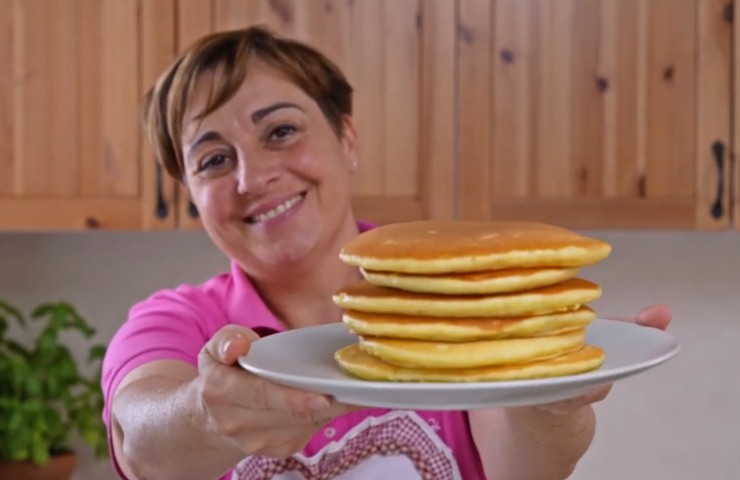 Benedetta Rossi mostra pancake