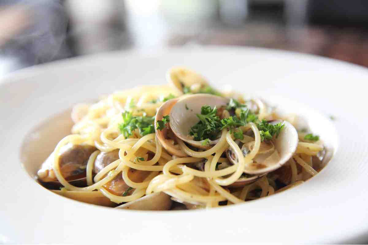 spaghetti vongole ricetta