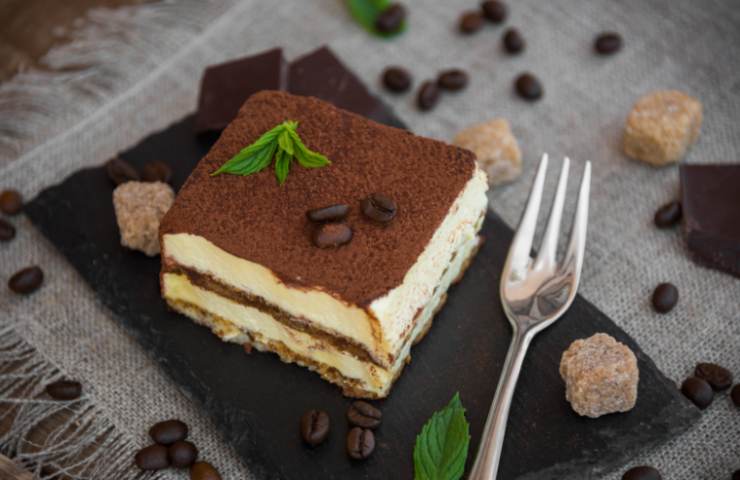 fetta di tiramisù