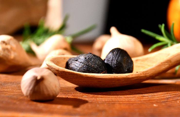 aglio nero benefici