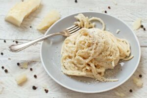 Pasta cacio e pepe